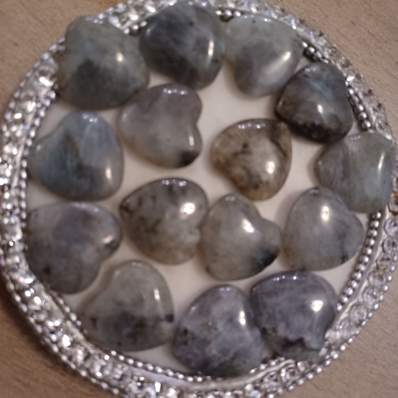 Labradorite Mini Heart - Picture 2 of 9